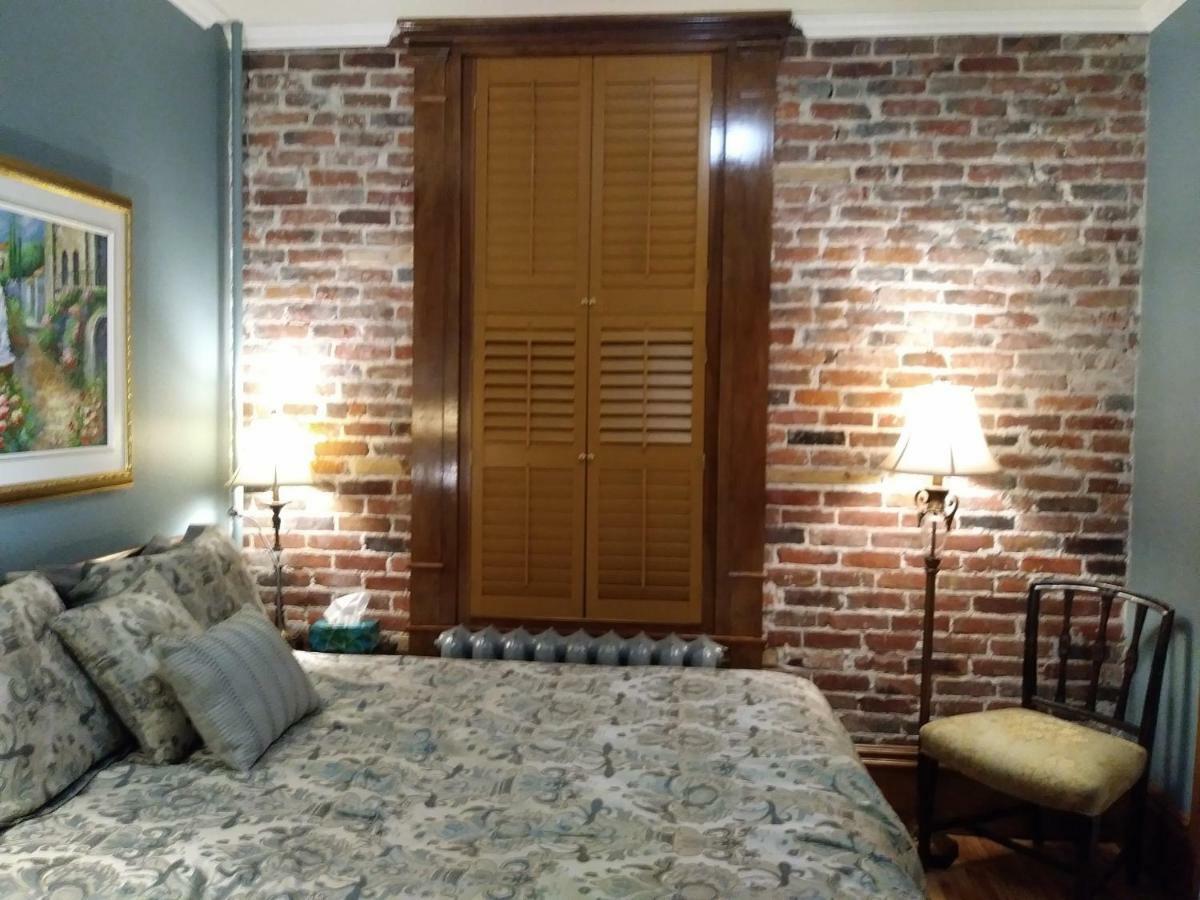 Vieux-Old Farnham Appart-Condotel Eksteriør billede
